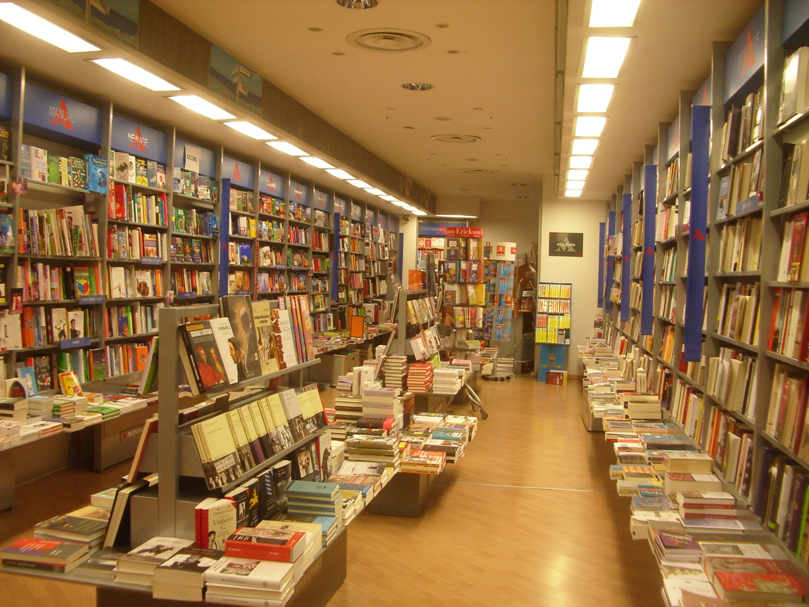 Libreria Mondadori